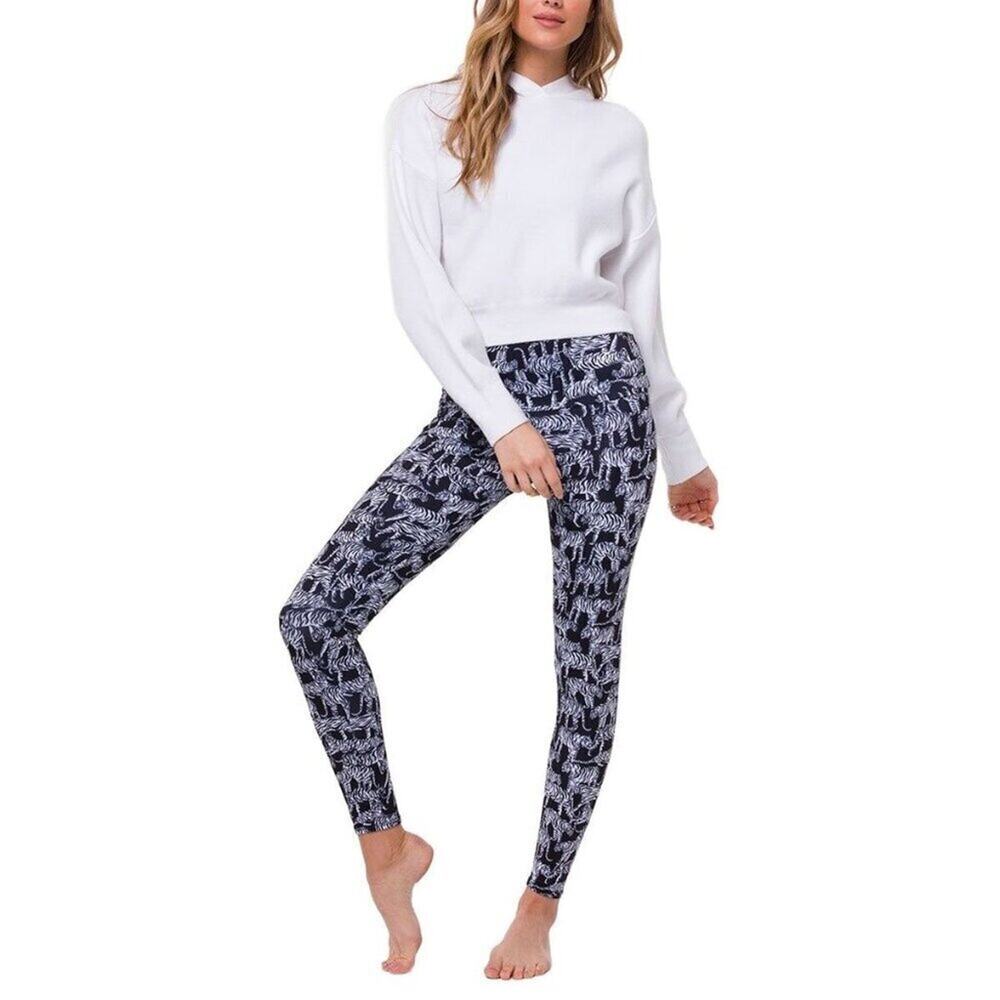 Onzie Crop Hoodie Sweater S/M Ivory White Heavy Knit Athleisure Pullover